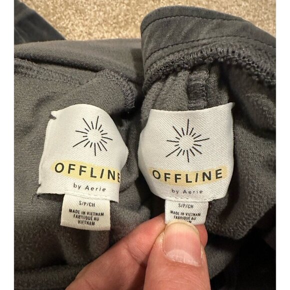 Offline by Aerie Cropped Hoodie and Jogger Velvet Set Size S - Picture 13 of 14